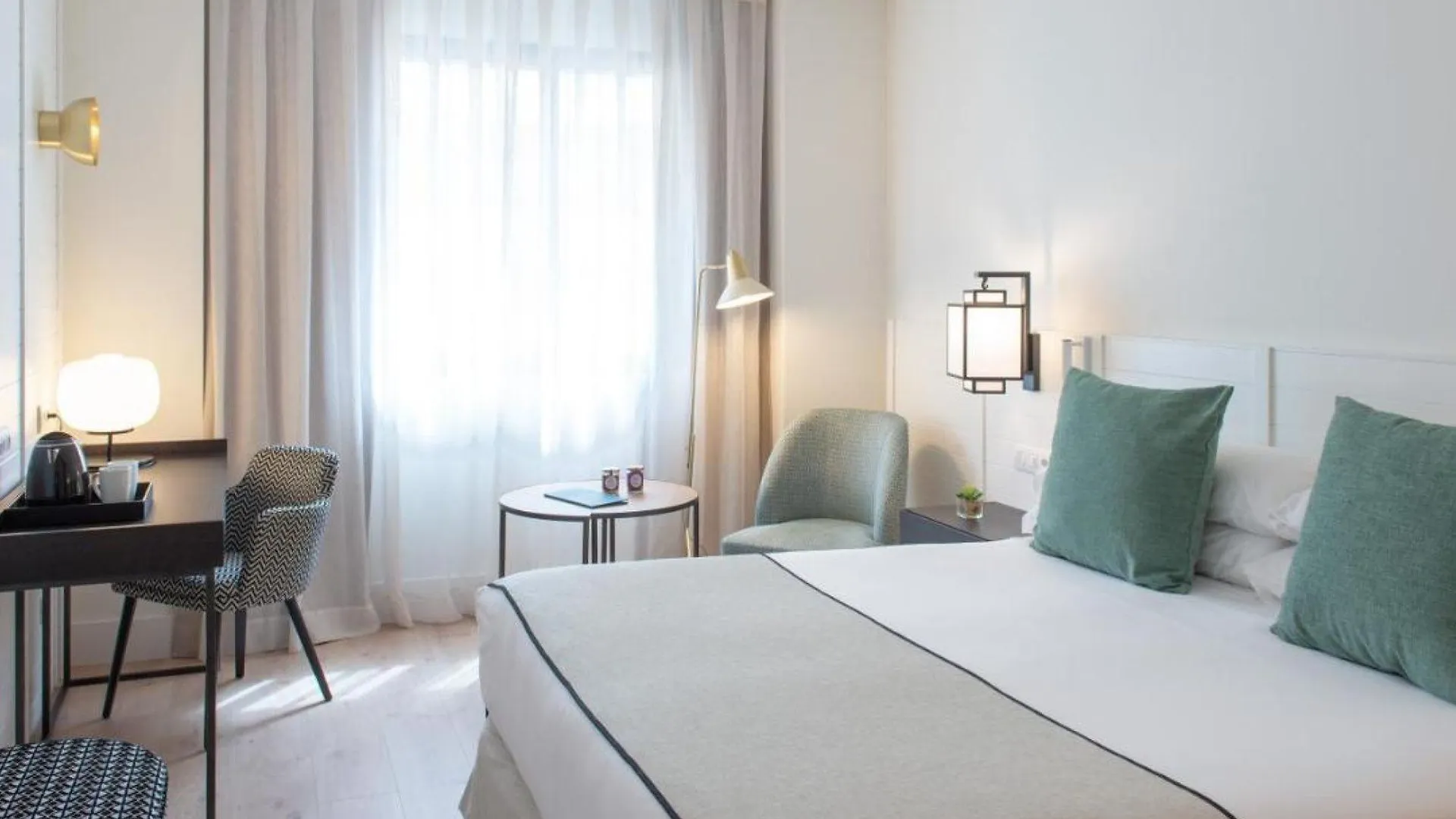 Molina Lario Hotel Malaga 4*,